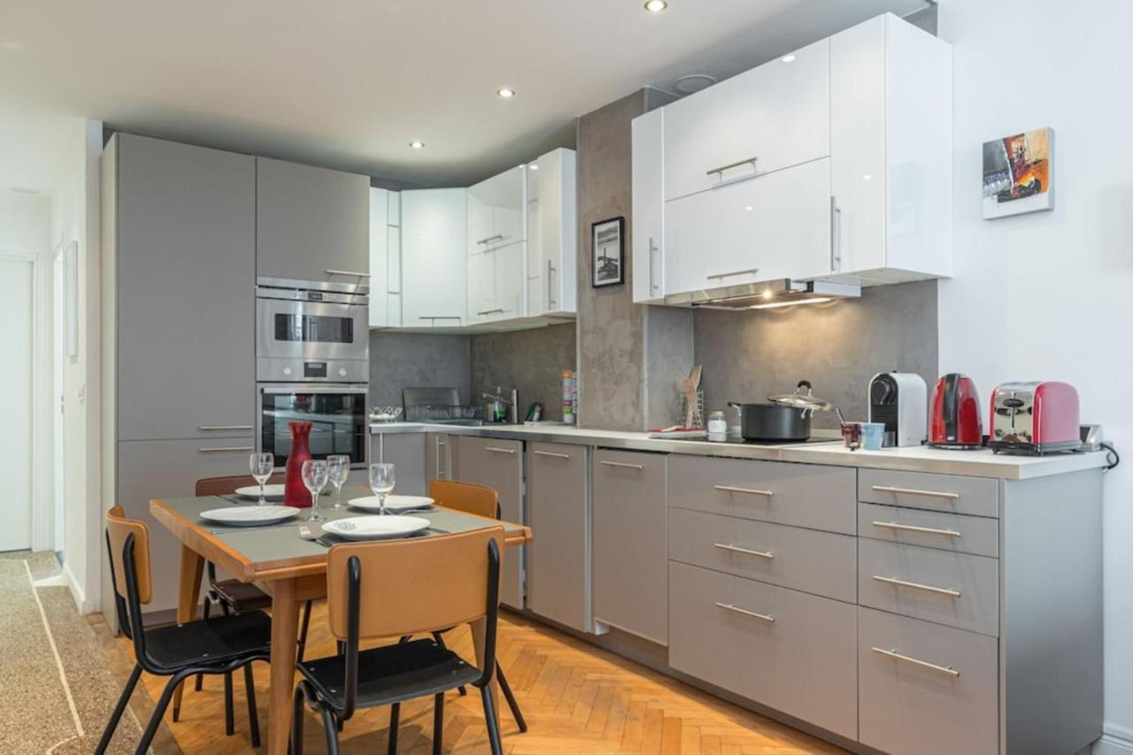 D'affaires Apartment